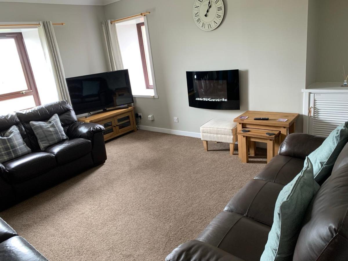 18 Cross Skigesrta Road Holiday home Swainbost